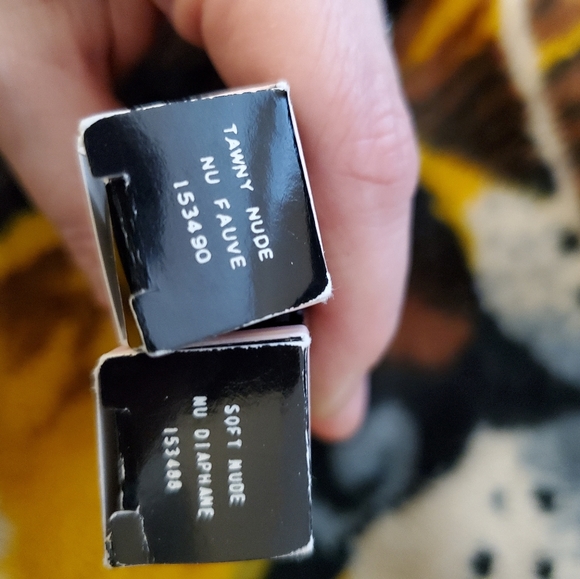 13 Mary Kay ultimate lip gloss - Picture 6 of 7